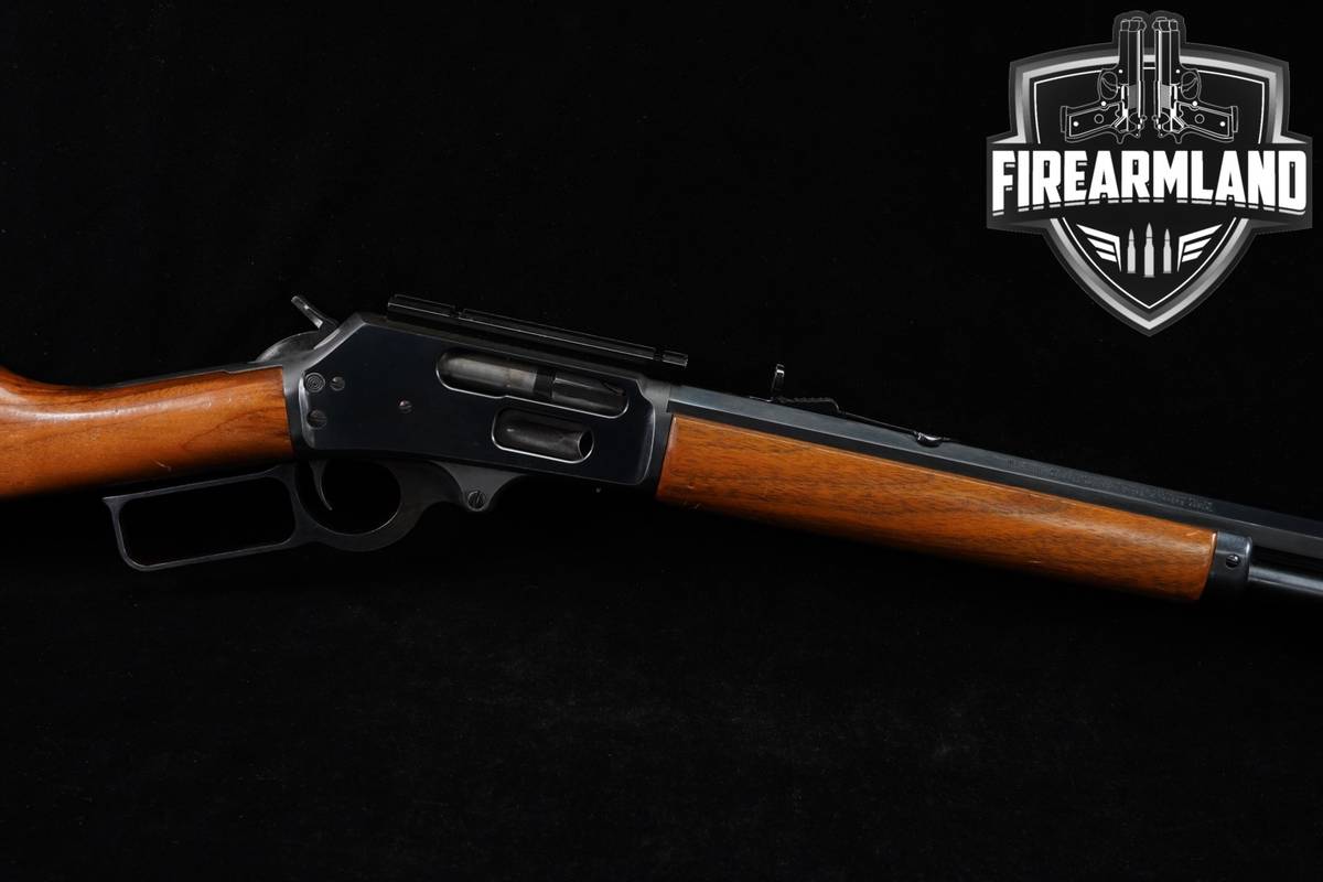 2001 Marlin Model 1895CB Cowboy 45-70 Govt 26" Blued & Walnut