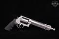 Smith & Wesson Performance Center Model 460 XVR .460 S&W Mag. Stainless in Good Condition Image 3