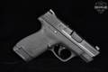 Smith & Wesson (S&W) M&P9 Shield M2.0, No Thumb Safety 9mm Luger Black in Excellent Condition Image 4
