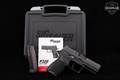 Sig Sauer P320 Compact Nitron .40 S&W Nitron Black in Very Good Condition Image 2
