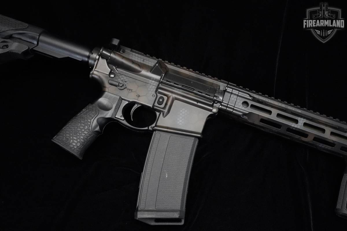 Daniel Defense DDM4 V7 LW Rattlecan 5.56 NATO AR-15 AR15 AR 16" DDM4 DDM4V7