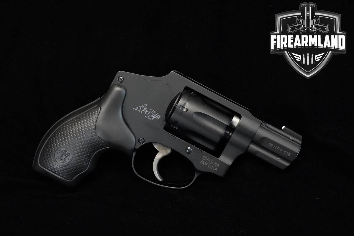Smith & Wesson (S&W) Model 351C Airlite 22 Magnum S&W 351C J-Frame ORIG BOX