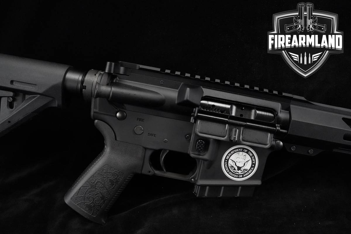 Spikes Tactical ST-15 Department Of The Navy Engraved 5.56 NATO AR15 8 MAGS