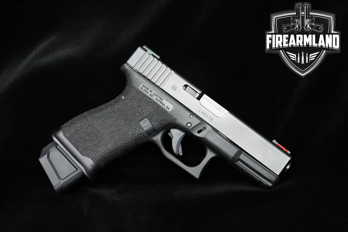 Glock 19 Gen3 9mm 4.02" 19 Glock G19 Gen-3 +2 MAGS & ORIG CASE