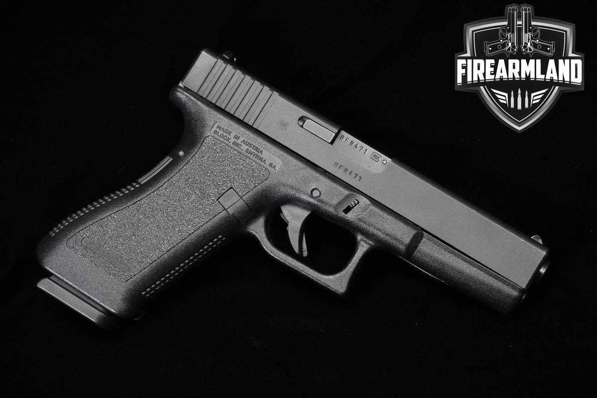 Glock 17 Gen2 9mm 4.5" Glock G17, G-17 Gen-2 +2 MAGS & ORIG CASE