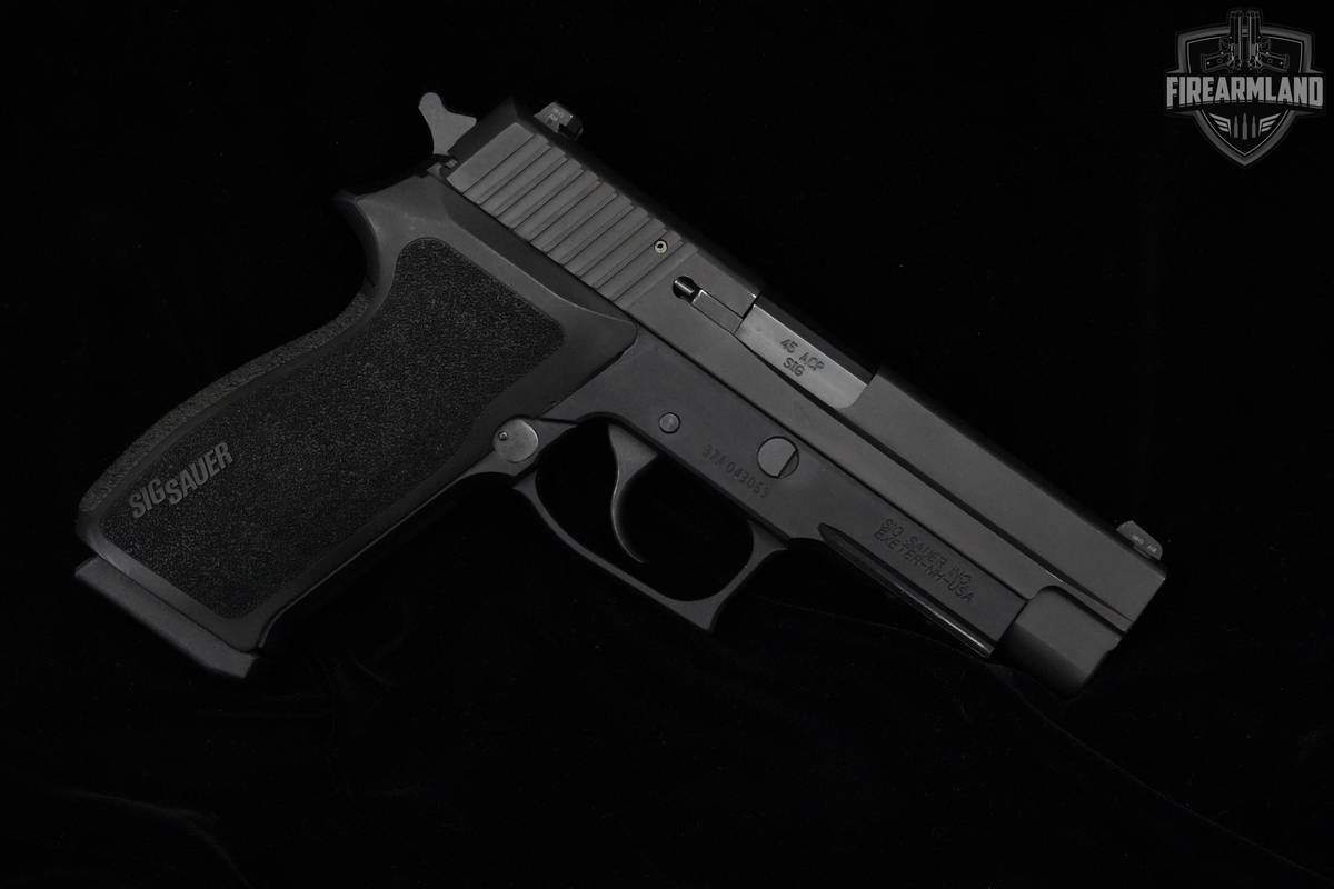 Sig Sauer P220 45 ACP Nitron P220 P-220 DA/SA