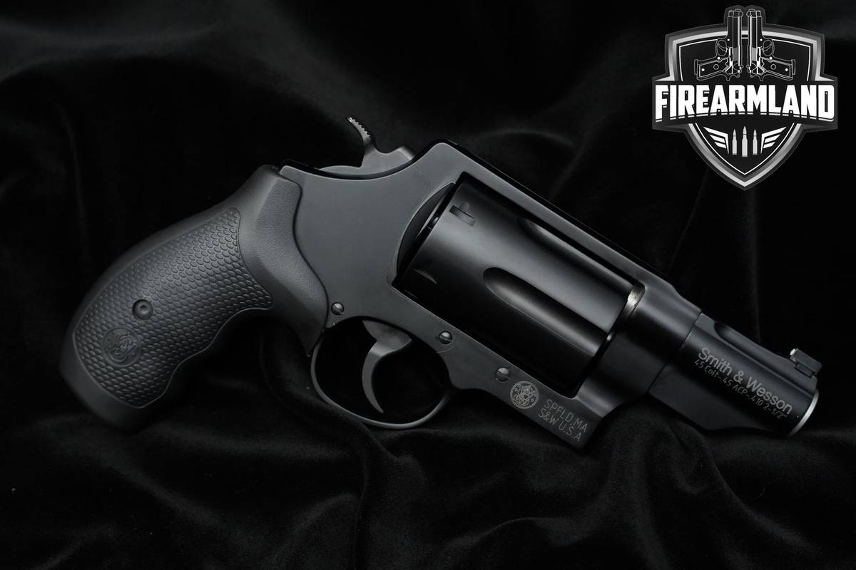 Smith & Wesson (S&W) Governor .45 Colt/.45 ACP/.410 gauge 2.75" S&W DA/SA