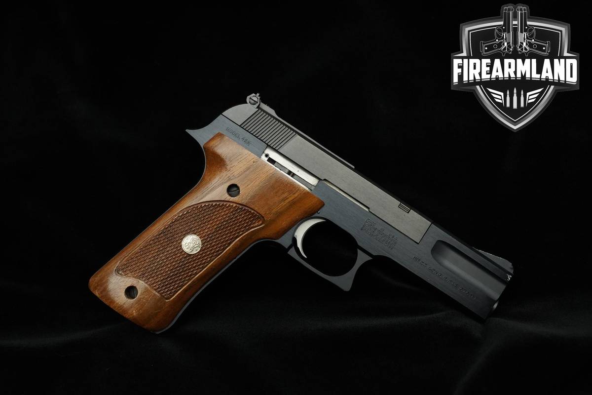 1988 Smith & Wesson (S&W) Model 422 22LR 4.5" Blued 422 S&W