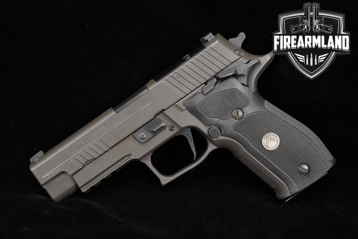 Sig Sauer P226 Legion SAO R2 9mm 4.4" P-226 +5 MAGS & ORIG CASE