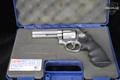 Smith & Wesson (S&W) Model 686-6 4" .357 Mag. Stainless Steel in Excellent Condition Image 2