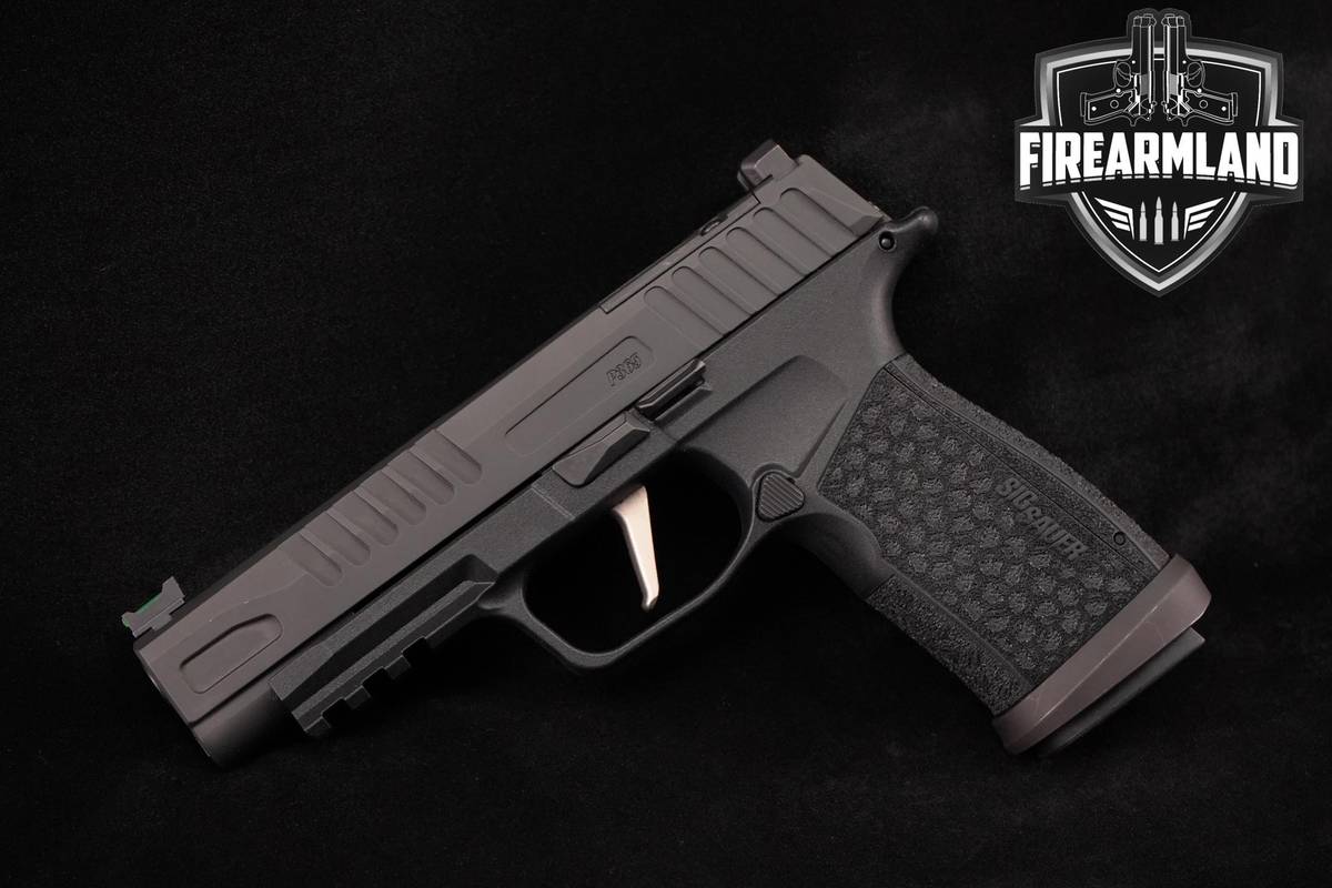 Sig Sauer P365 FUSE 9mm 4.3" OPTIC-READY +3 MAGS & ORIG CASE