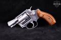 1977-1978 Smith & Wesson (S&W) Model 60 Chief's Special Stainless No-Dash .38 Spl. Satin Stainless in Very Good Condition Image 4