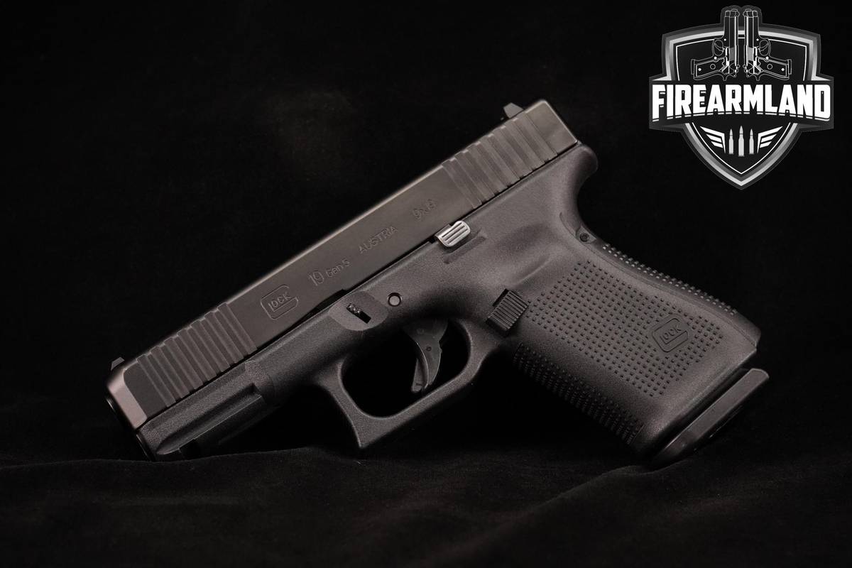 Glock 19 Gen5 9mm 4.02" G19 Gen 5 +3 MAGS & ORIG CASE