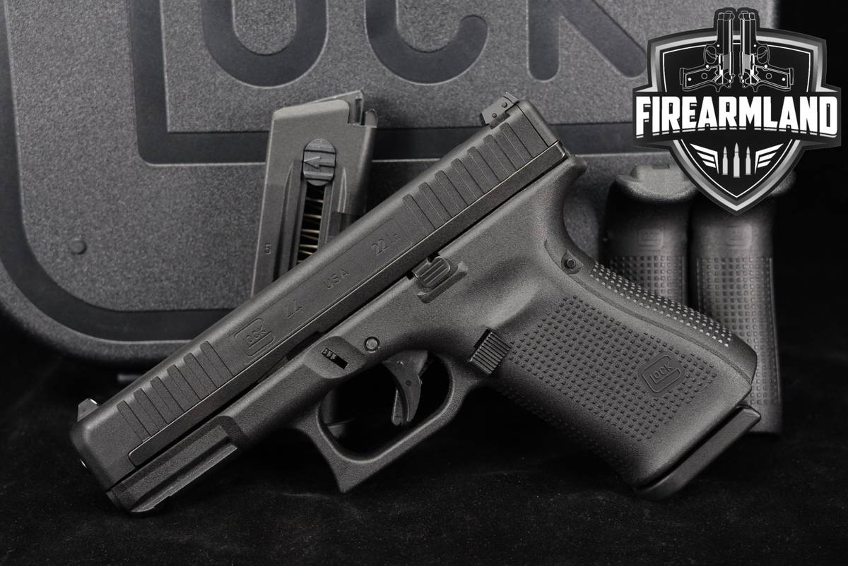 Glock 44 G44 22LR 4.02" +2 MAGS & ORIG CASE