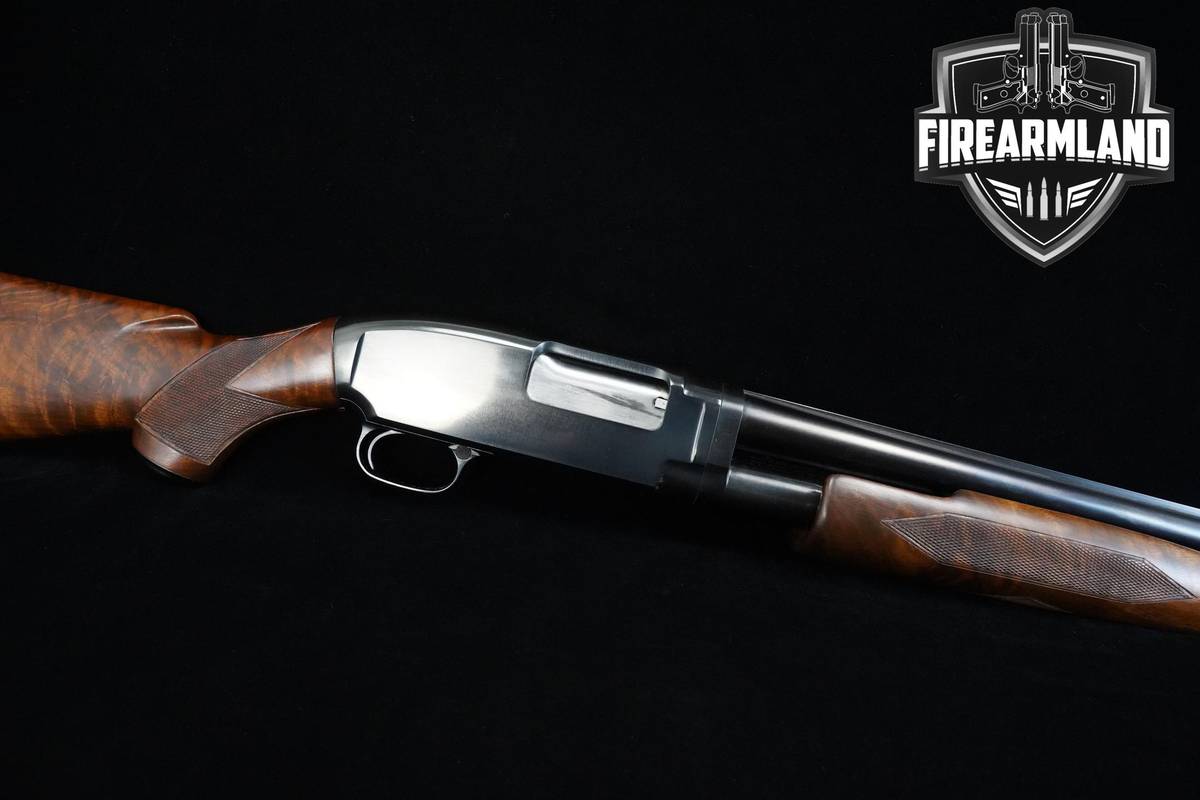 1955 Winchester Model 12 Deluxe Field Grade 12-Gauge 30" Blued COLLECTOR