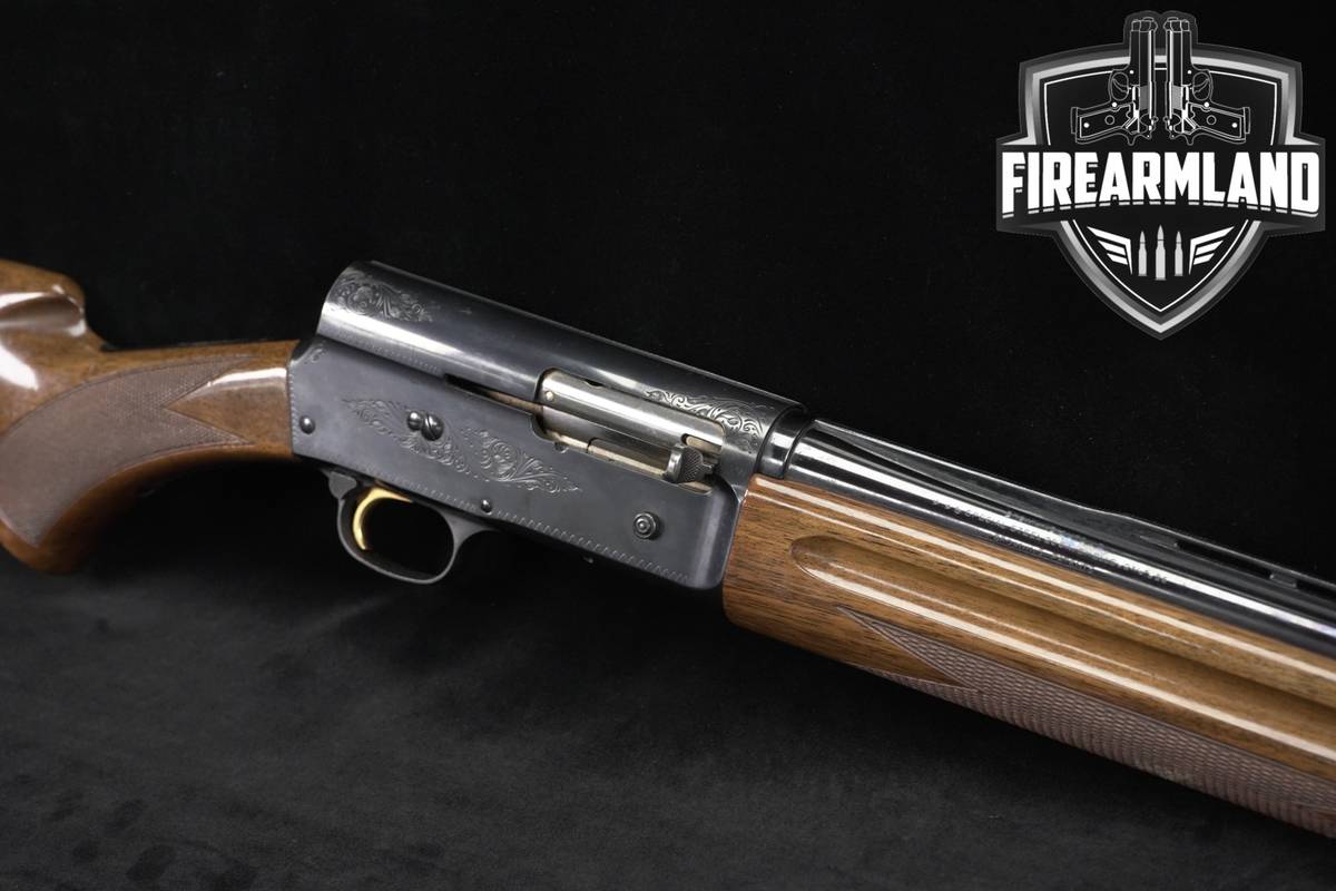 1972 Browning Auto-5 Light Twenty 20-Gauge 26" Blued & Walnut A5 VENT-RIB