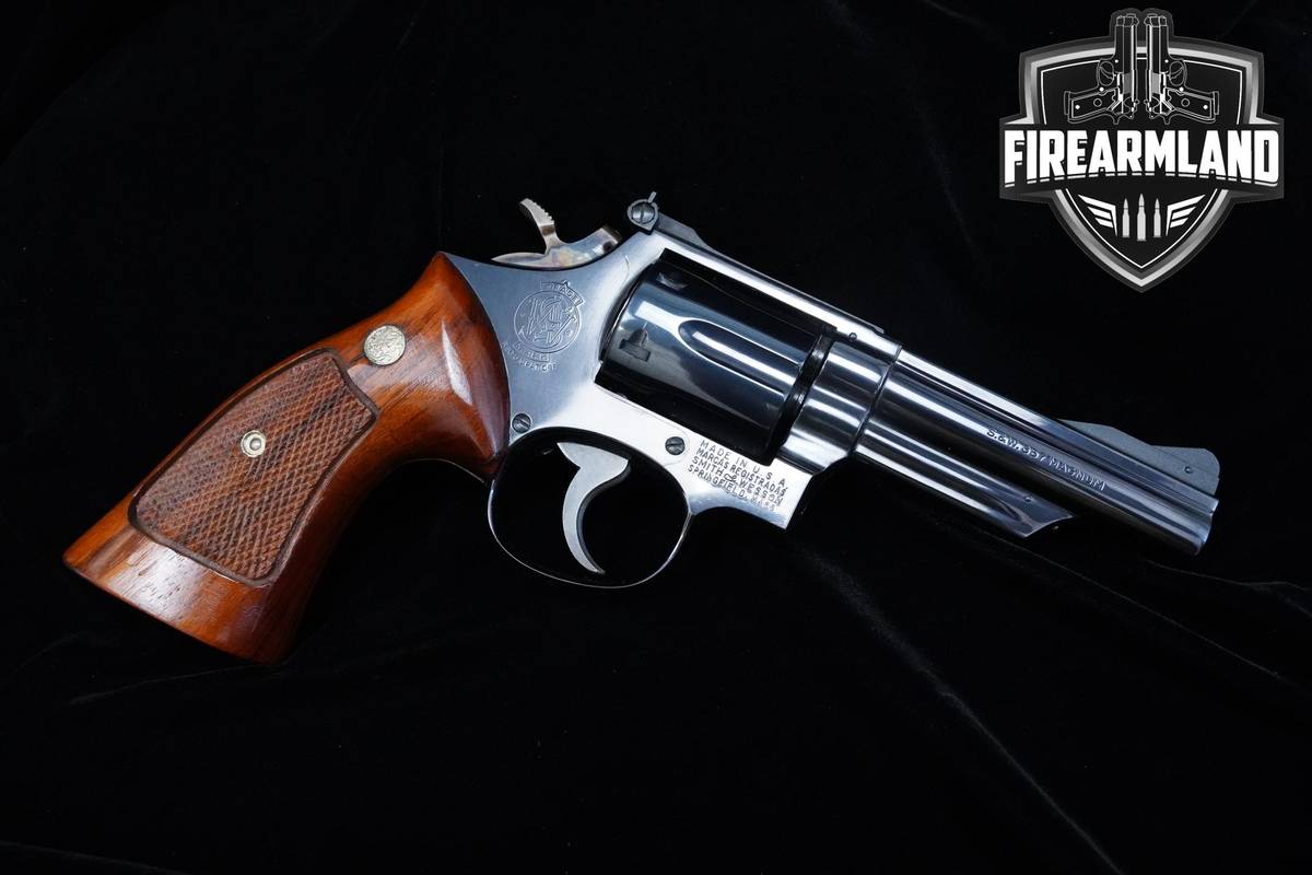 1971 Smith & Wesson (S&W) Model 19-3 Combat Magnum 357 Magnum 4" S&W 19-3