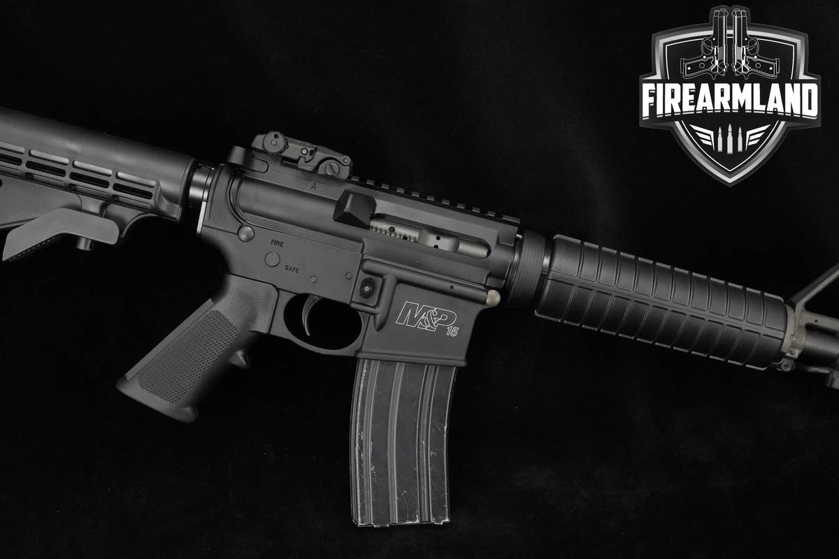 Smith & Wesson (S&W) M&P 15 Sport 5.56 NATO AR-15 AR15 AR 16" S&W-M&P M&P15