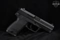 2004 Heckler & Koch (H&K, HK) USP V1 .40 S&W Black in Good Condition Image 3