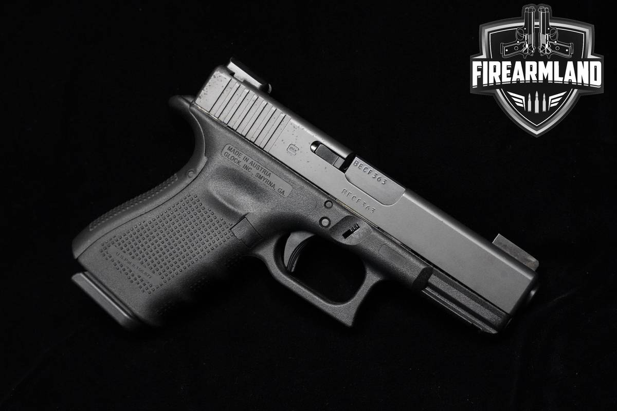 Glock 19 Gen4 9mm 4.02" Glock G19 G-19 Gen-4 +2 MAGS & ORIG CASE