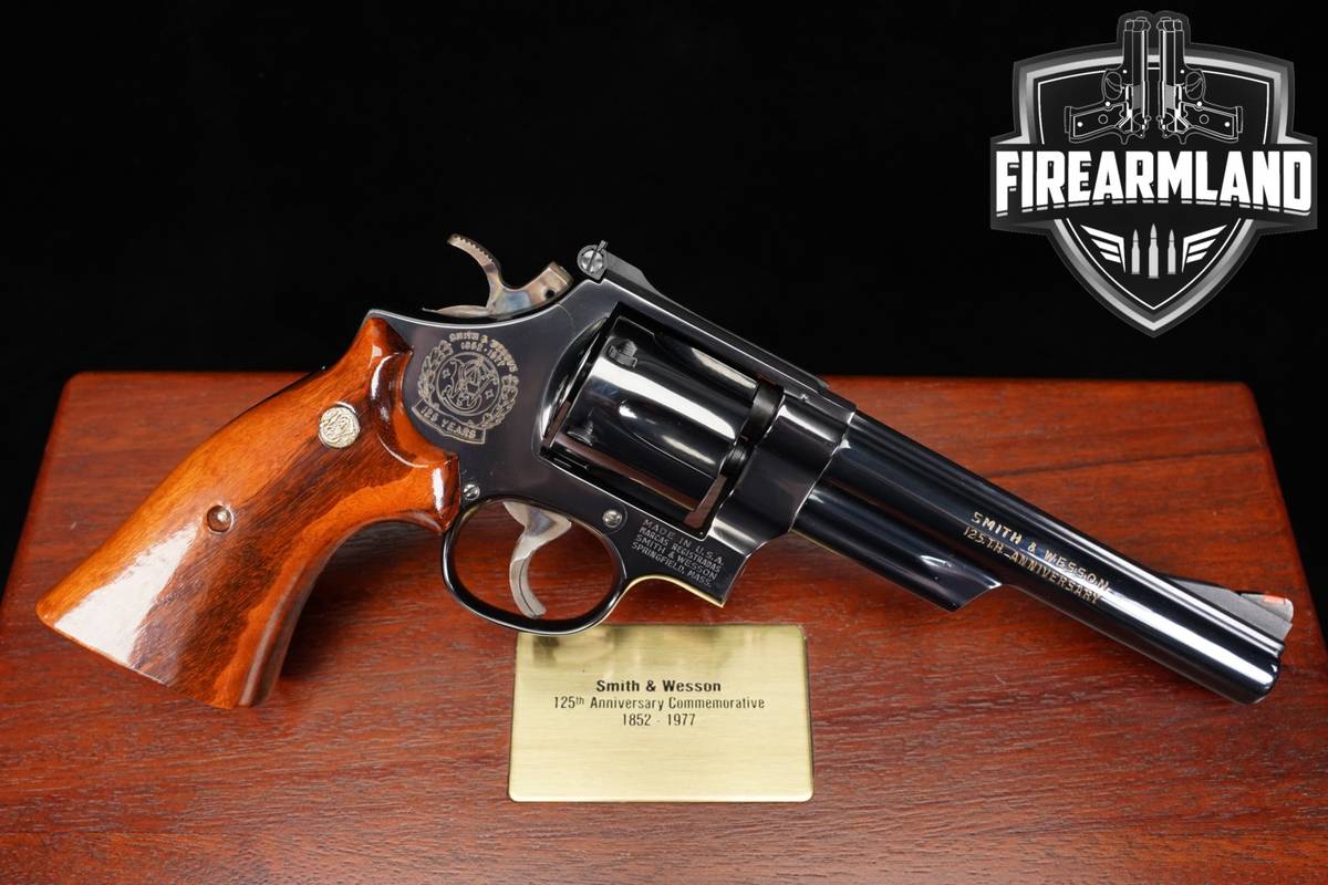 COMMEMORATIVE Smith & Wesson Model 25-3 125TH ANNIVERSARY (1852-1977) S&W