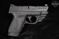 Smith & Wesson (S&W) M&P 40 Shield 1.0, Thumb Safety .40 S&W Black in Very Good Condition Image 3