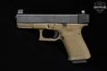 Glock G19 Gen 3 9mm Luger Two-Tone Black & Tan in Good Condition Image 2