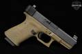 Glock G19 Gen 3 9mm Luger Two-Tone Black & Tan in Good Condition Image 3