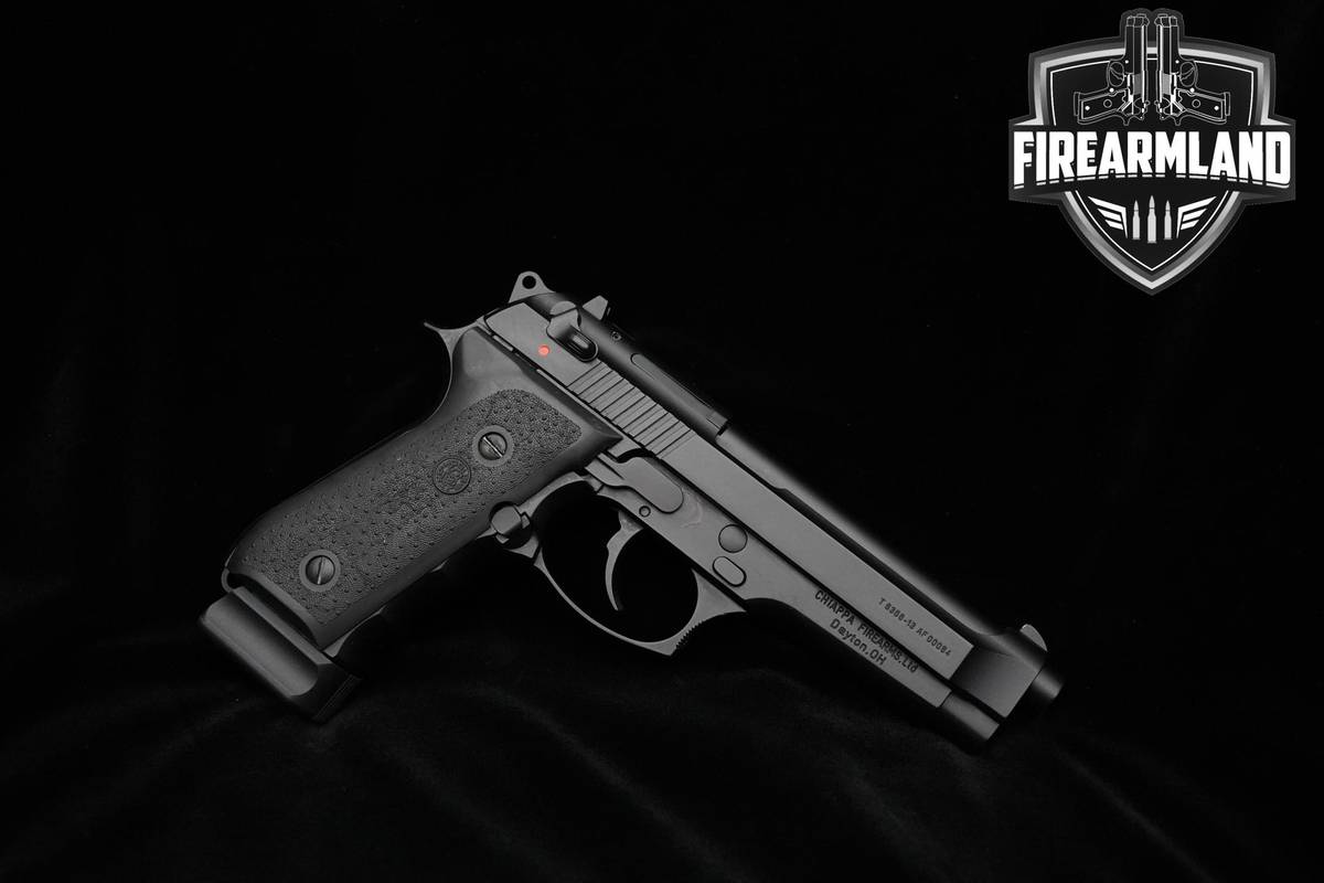 Chiappa Firearms M9 40 S&W Beretta 96 Clone 4.9" M9 +3 MAGS & ORIG CASE