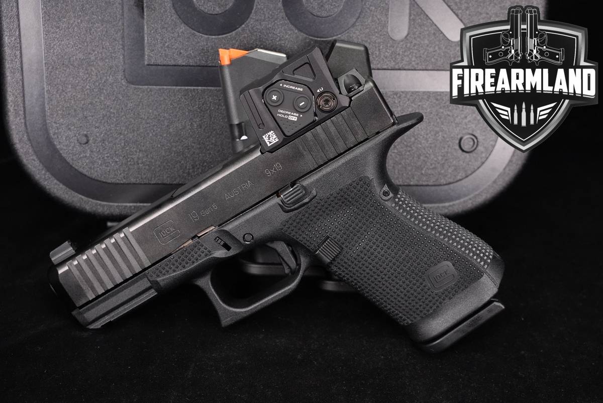 Glock 19 Gen6 G19 Gen 6 9mm 4.02" +3 MAGS, ORIG CASE & AIMPOINT COA OPTICS