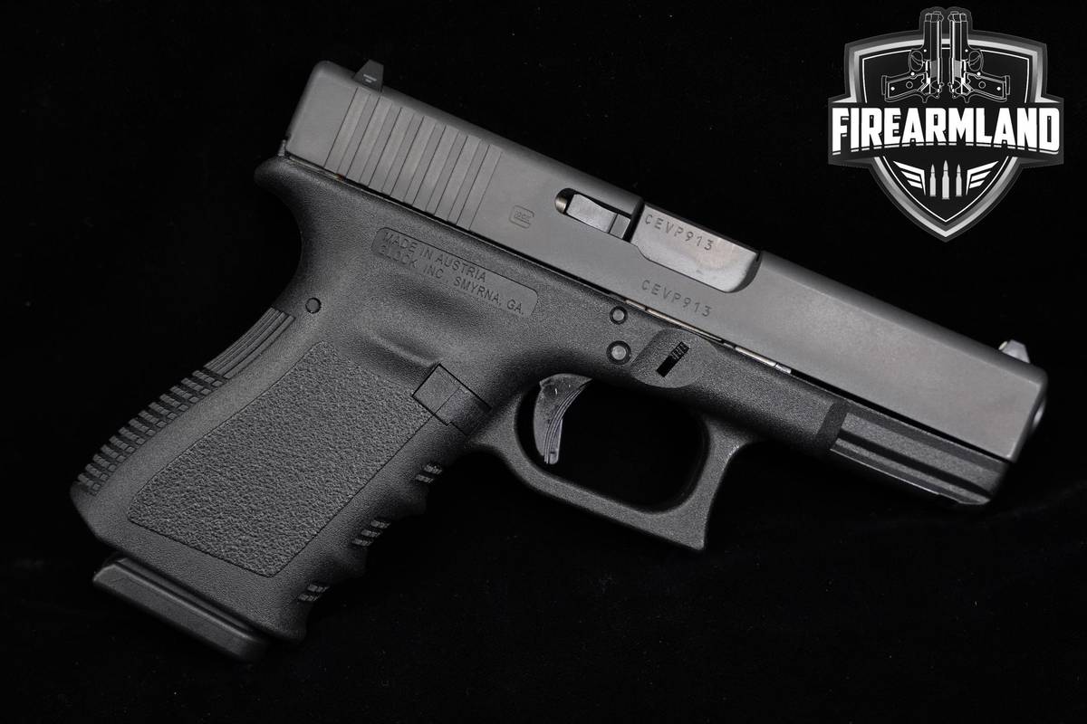 Glock 19 Gen3 9mm G19 Gen-3 +2 MAGS & ORIG CASE