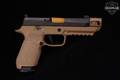 Wilson Combat (WC) SIG Sauer P320 WCP320 9mm Luger Two-Tone Black & FDE in Good Condition Image 3