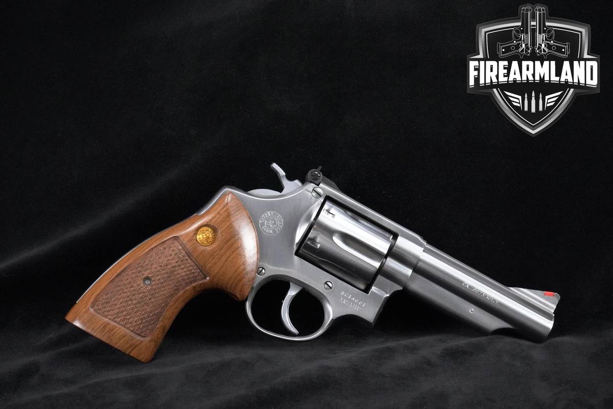 Taurus Model 66 357-Magnum 4" Stainless Taurus 66 +ORIG BOX