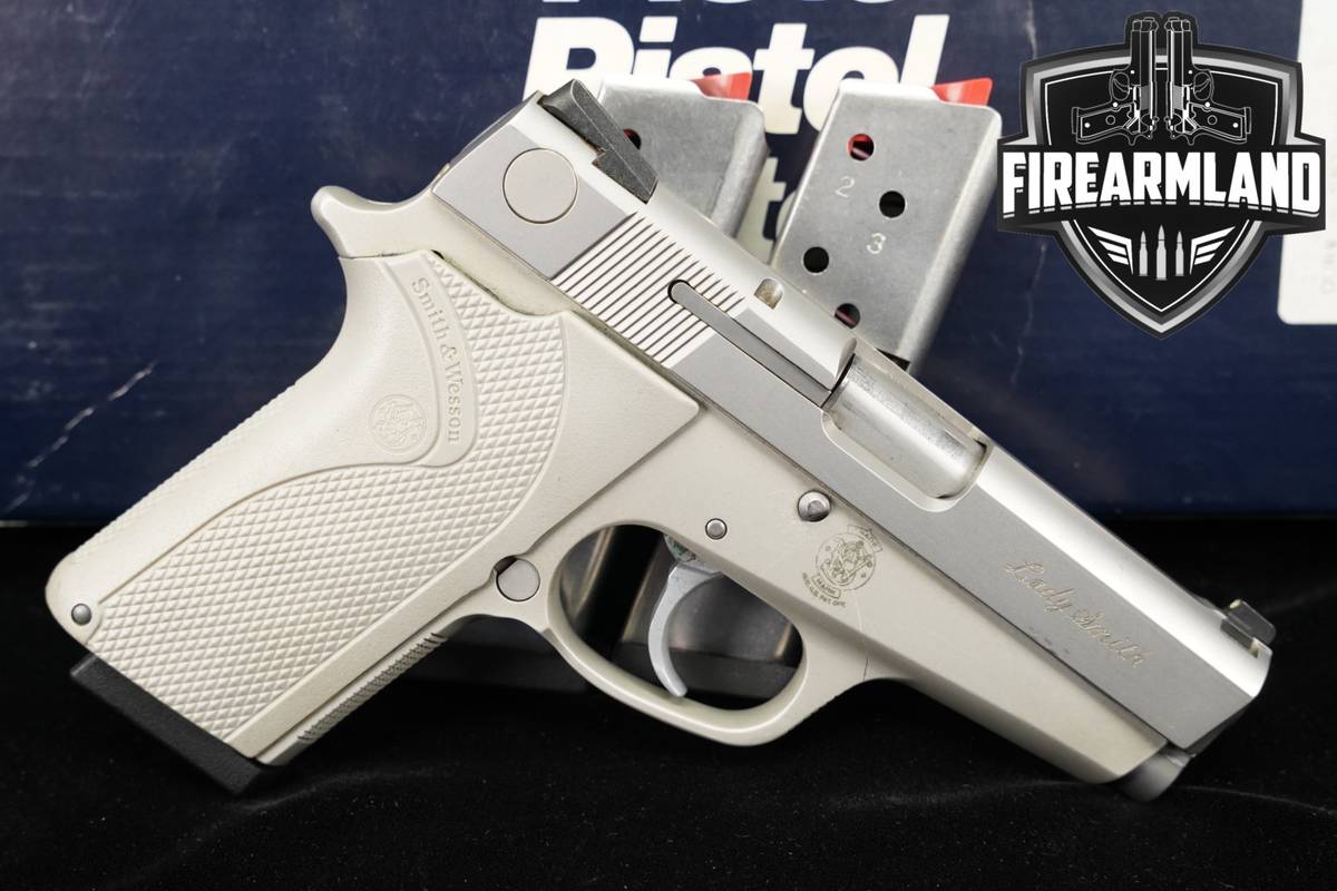 Smith & Wesson Model 3913 LadySmith 9mm S&W M3913 3.5" +3 MAGS & ORIG BOX
