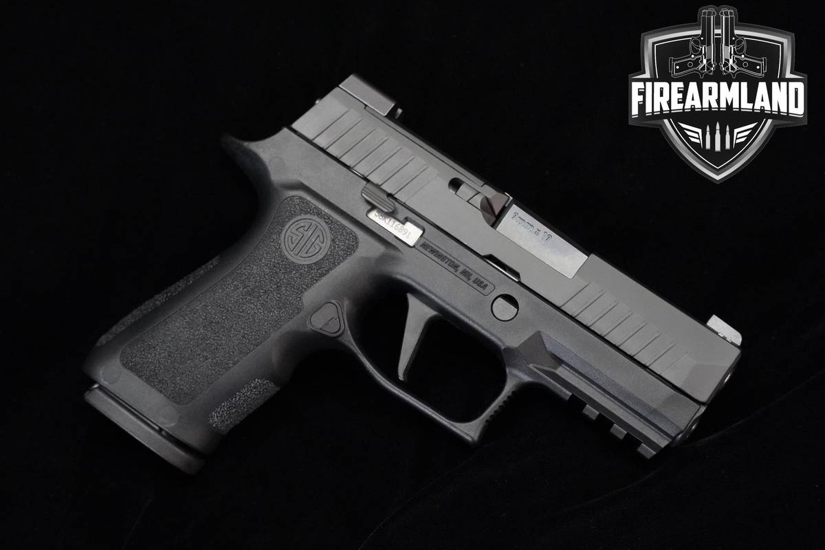 Sig Sauer P320 X-Compact 9mm 3.6" Sig-Sauer P320 P-320 +2 MAGS & ORIG CASE