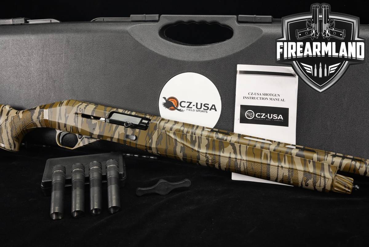 CZ 1012 G2 Bottomland 12-Gauge 28" Mossy Oak Camo +ORIG CASE