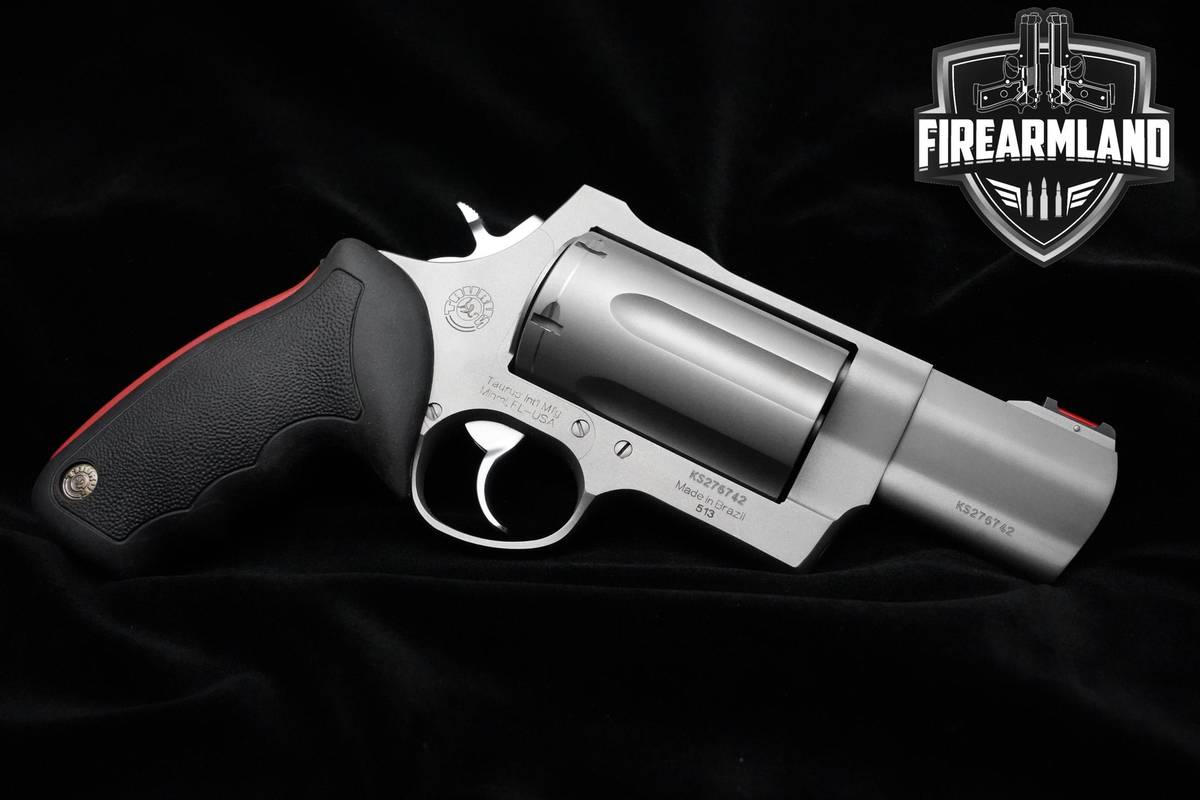 Taurus Raging Judge 513 Magnum 45 Colt/410 Gauge 3" Taurus M513 +ORIG BOX