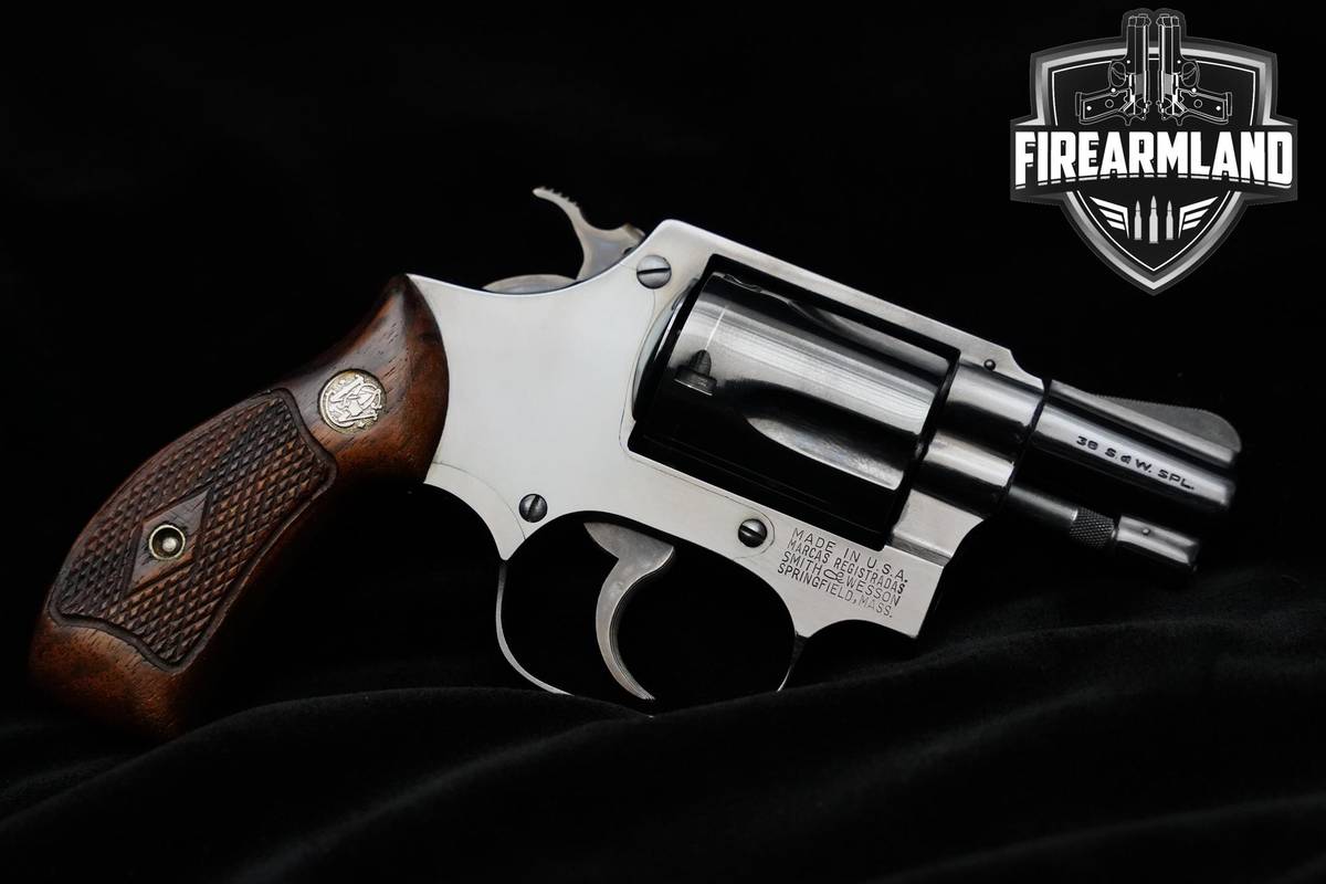 1955 Smith & Wesson (S&W) Chief's Special 38 Special 2" Blued Model 36 C&R
