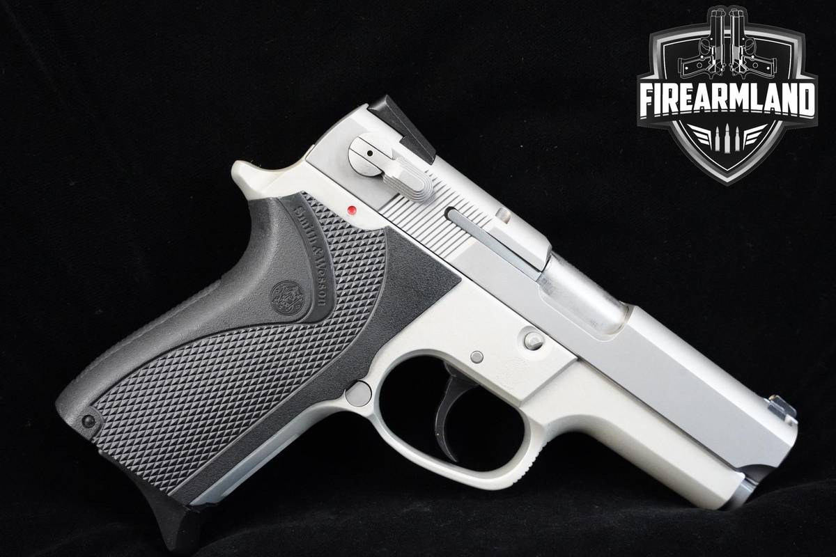 Smith & Wesson (S&W) Model 6906 9mm 3.5" S&W 6906 +2 MAGS & ORIG CASE