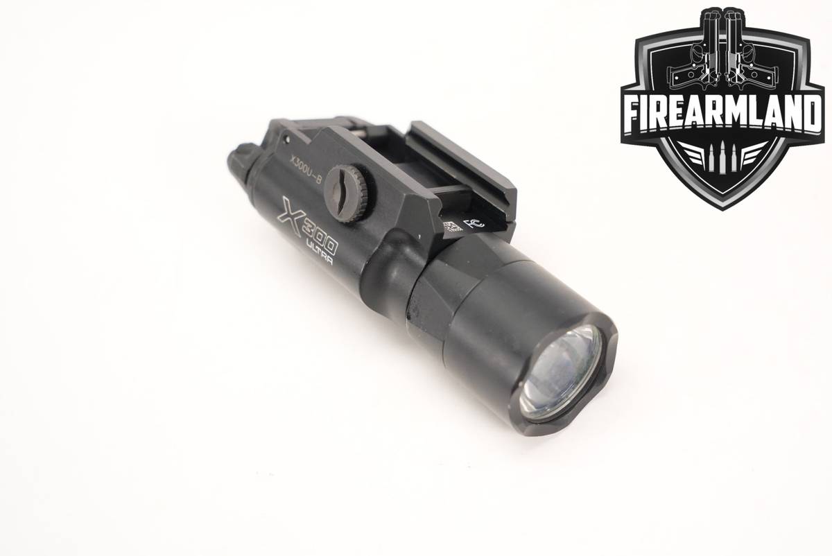 SureFire X300 Ultra X300U-B 1000 Lumens & 11,300 Candela Weapon Light X-300