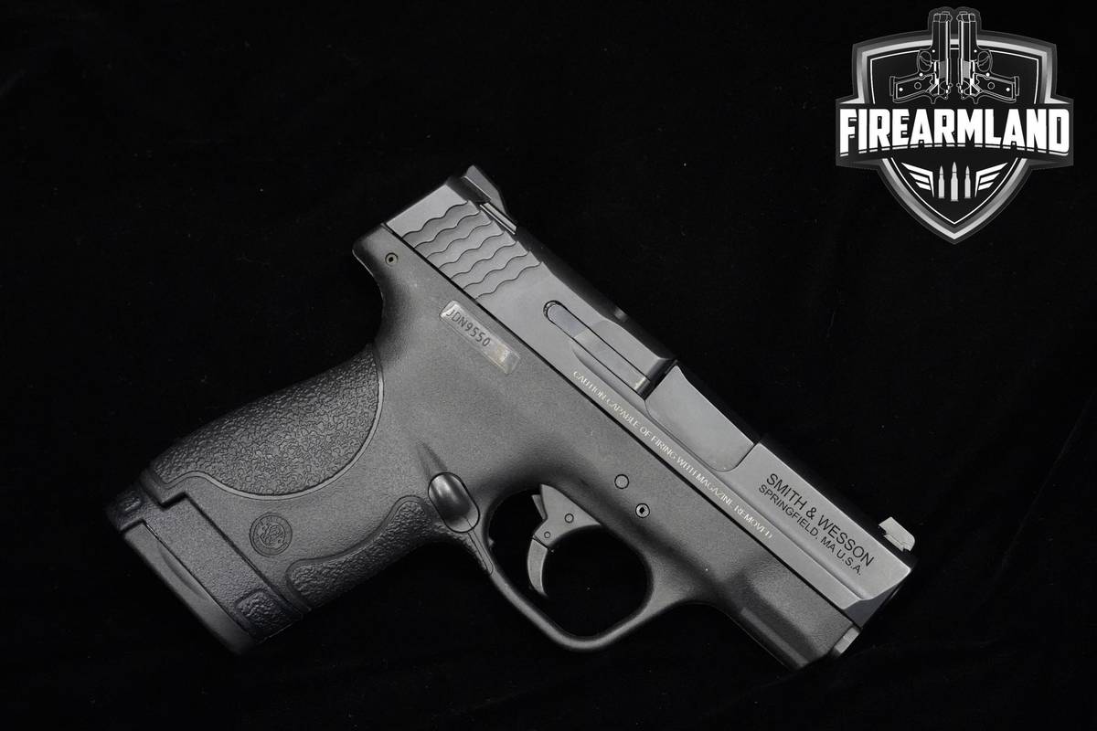 Smith & Wesson (S&W) M&P9 Shield 9mm 3.1" S&W M&P-9 +2 MAGS