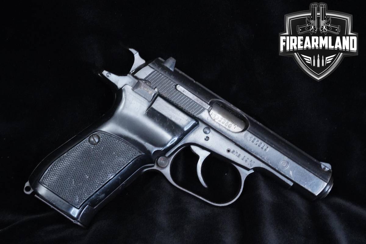 1989 CZ CZ-82 9x18mm Makarov 3.8" CZ-82 CZ82 DA/SA