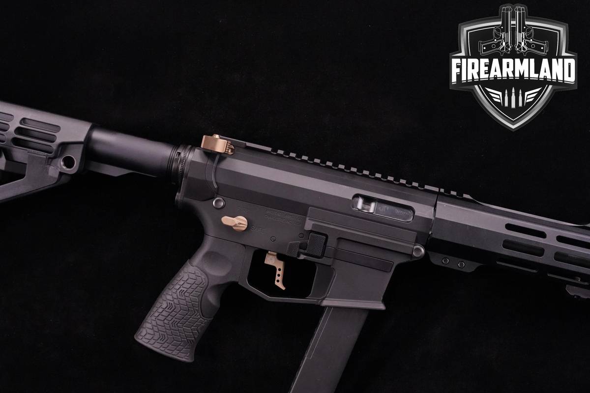 COMPACT! Angstadt Arms LLC AA-0940 9mm AR-9 AR9 M-LOK Rail