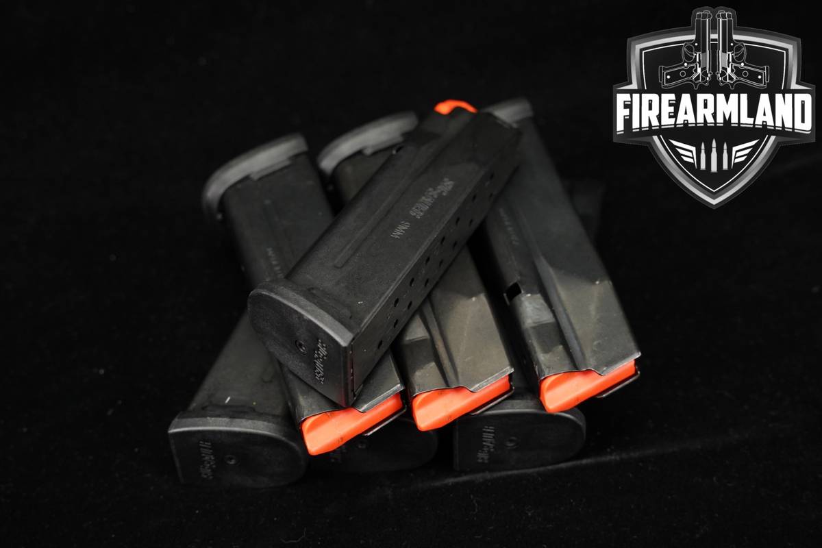 SEVEN (7) Sig Sauer P365 X-MACRO 17 Round Magazines 9mm Luger P-365 Mags