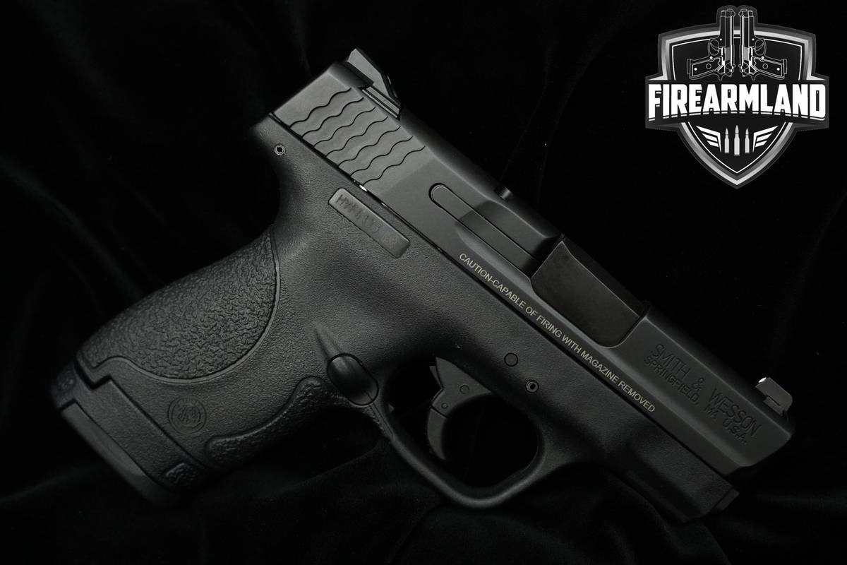 Smith & Wesson (S&W) M&P9 Shield 9mm M&P9 S&W Shield M&P-9 2MAGS & ORIG BOX
