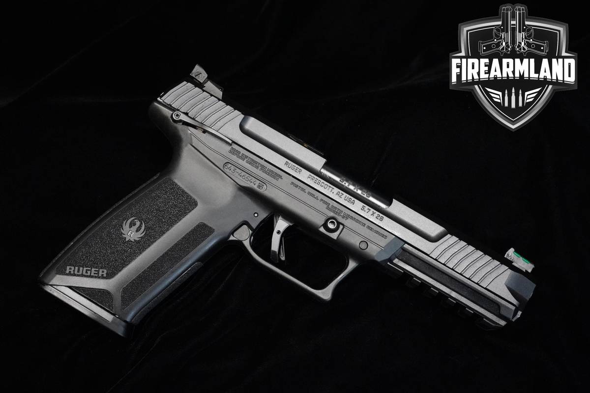 Ruger 5.7 COMPLIANT 5.7x28 4.94" Ruger Five-Seven 57 +2 MAGS & ORIG CASE