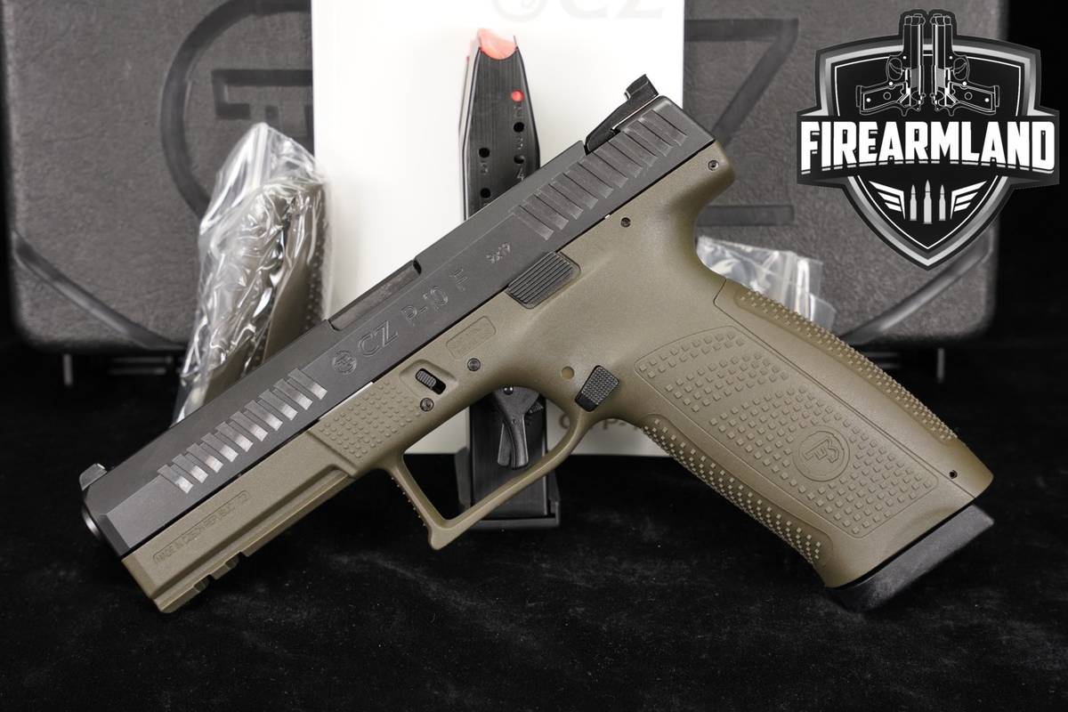 LIKE-NEW CZ P-10 F 9mm P10 10F 4.5 Two-Tone Black & OD Green +2 MAGS