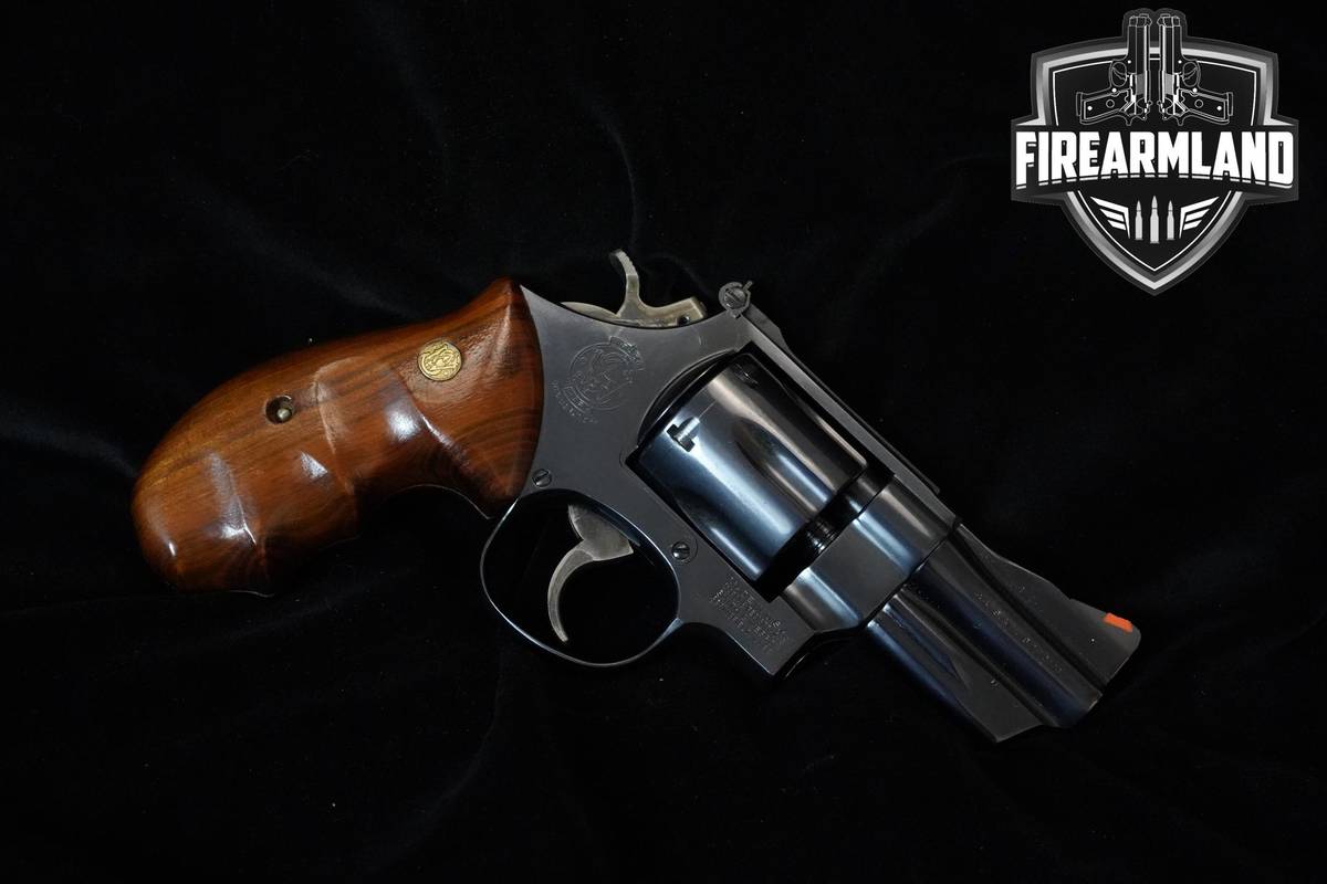 1985 Smith & Wesson (S&W) Model 24-3 Lew Horton 44 Special S&W 24-3 Blued