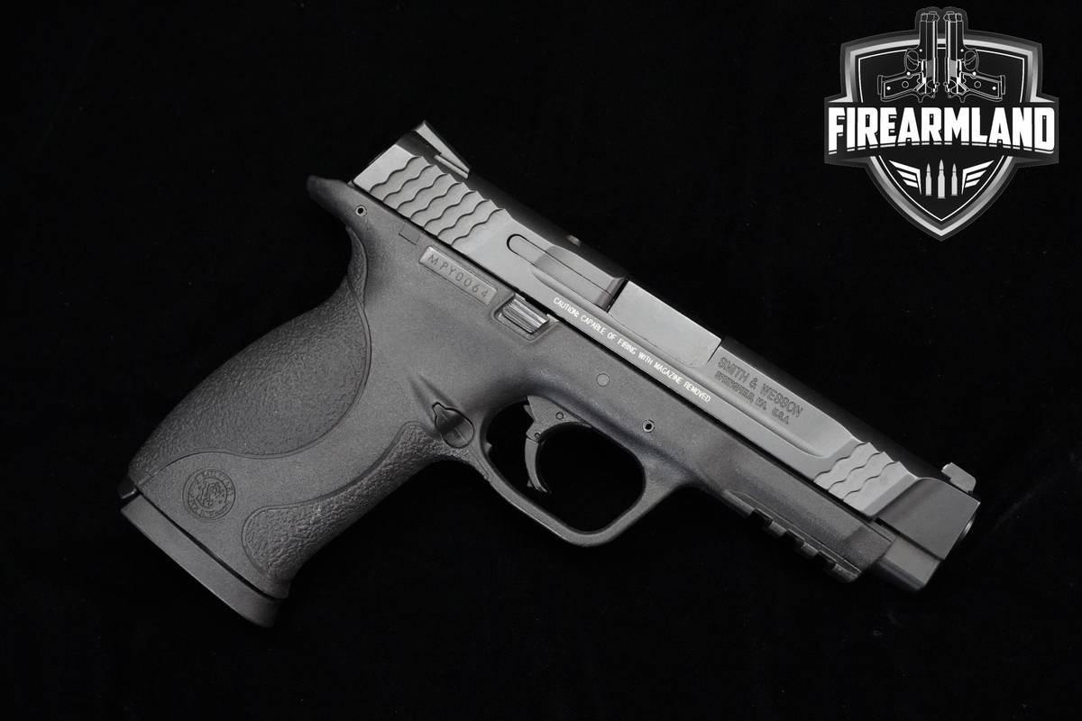 Smith & Wesson (S&W) M&P45 Stainless 45 ACP 4.6" S&W M&P45 M&P-45 +HOLSTER