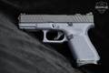 Glock G19 Gen5 9mm Luger Two-Tone Black & Gray in Excellent Condition Image 4